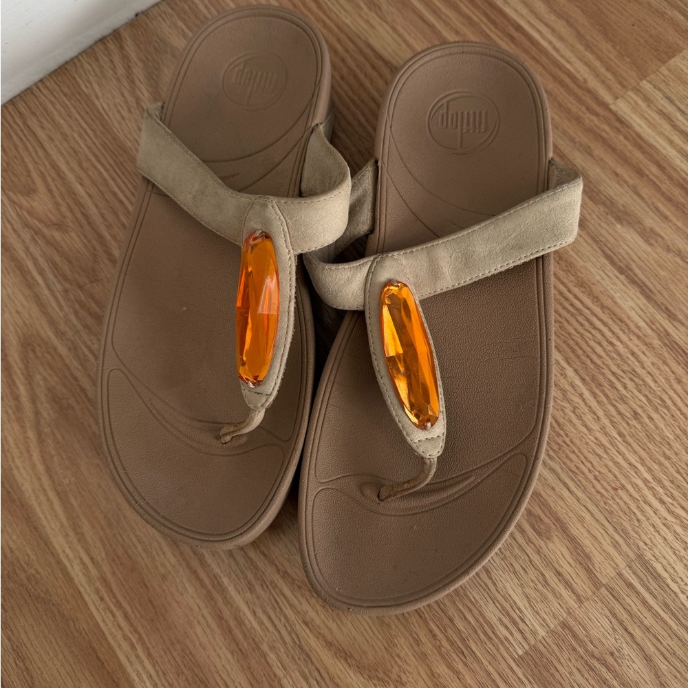 Fitflops in tan with a gemstone